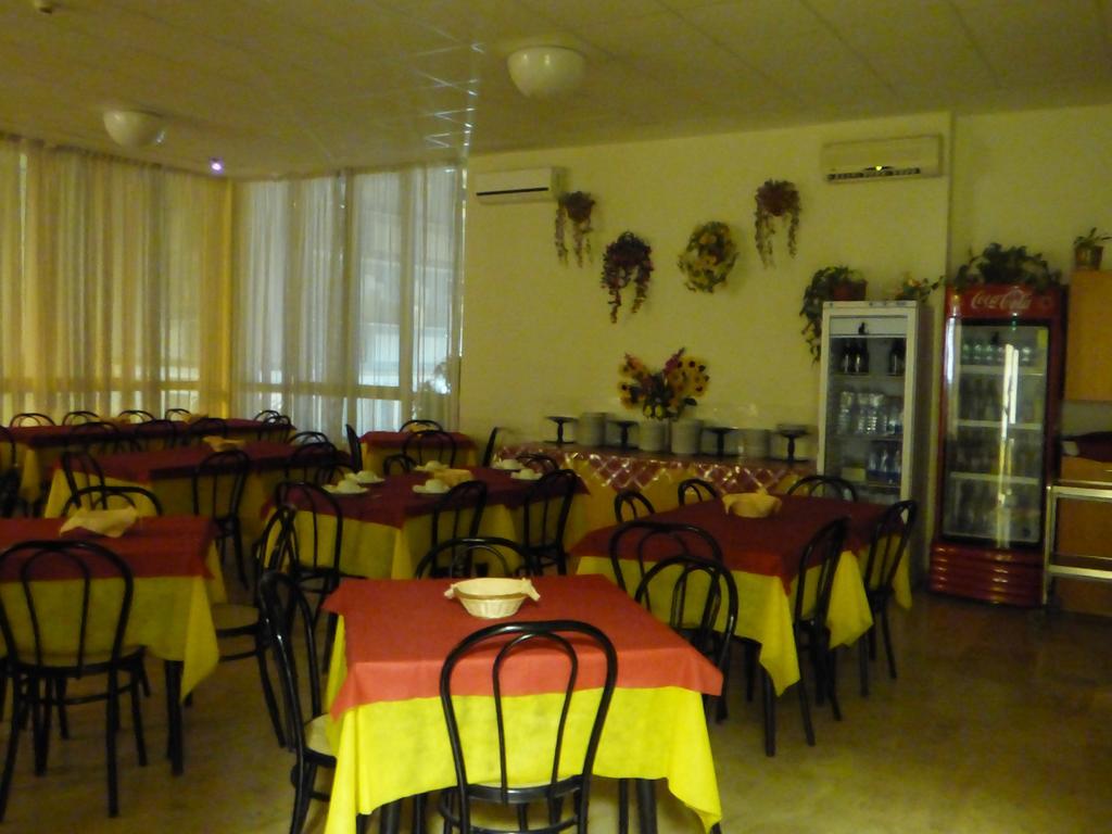 Consul Hotel Rimini Exterior foto